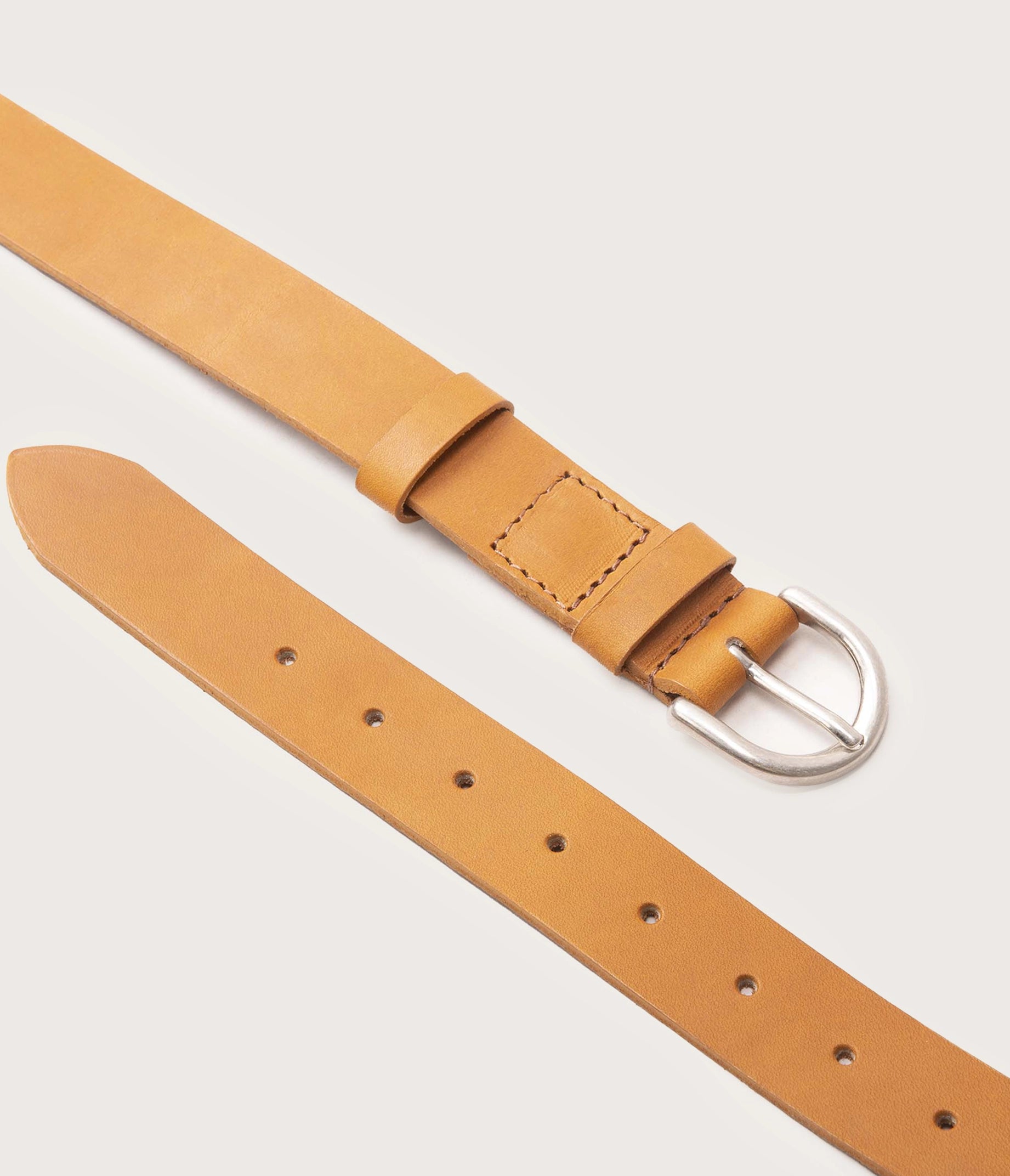ceinture en cuir naturel, ceinture camarguaise en cuir naturel 25mm, ceinture camarguaise mixte, ceinture La Botte Gardiane, ceinture camel, ceinture qualité, ceinture solide, ceinture durable, ceinture ethique