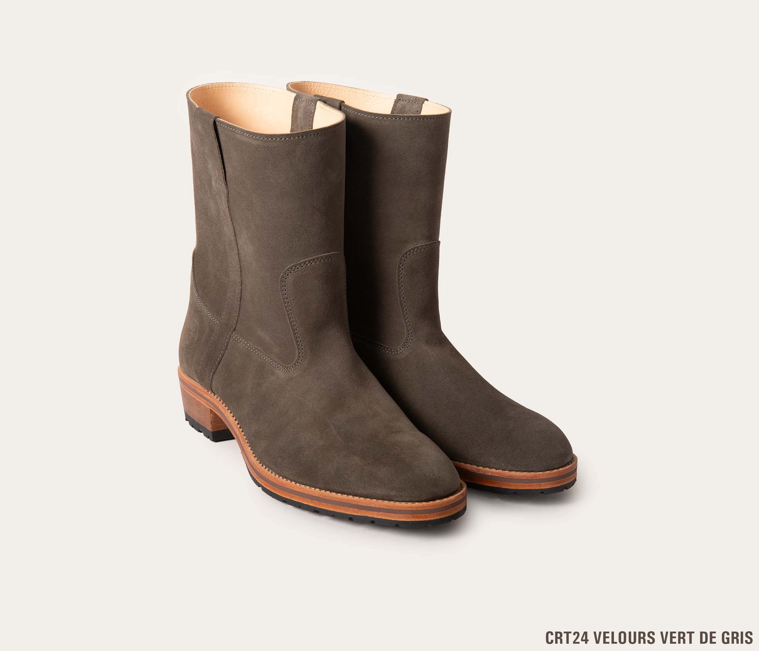 Customizable Camargue Half-Guardian