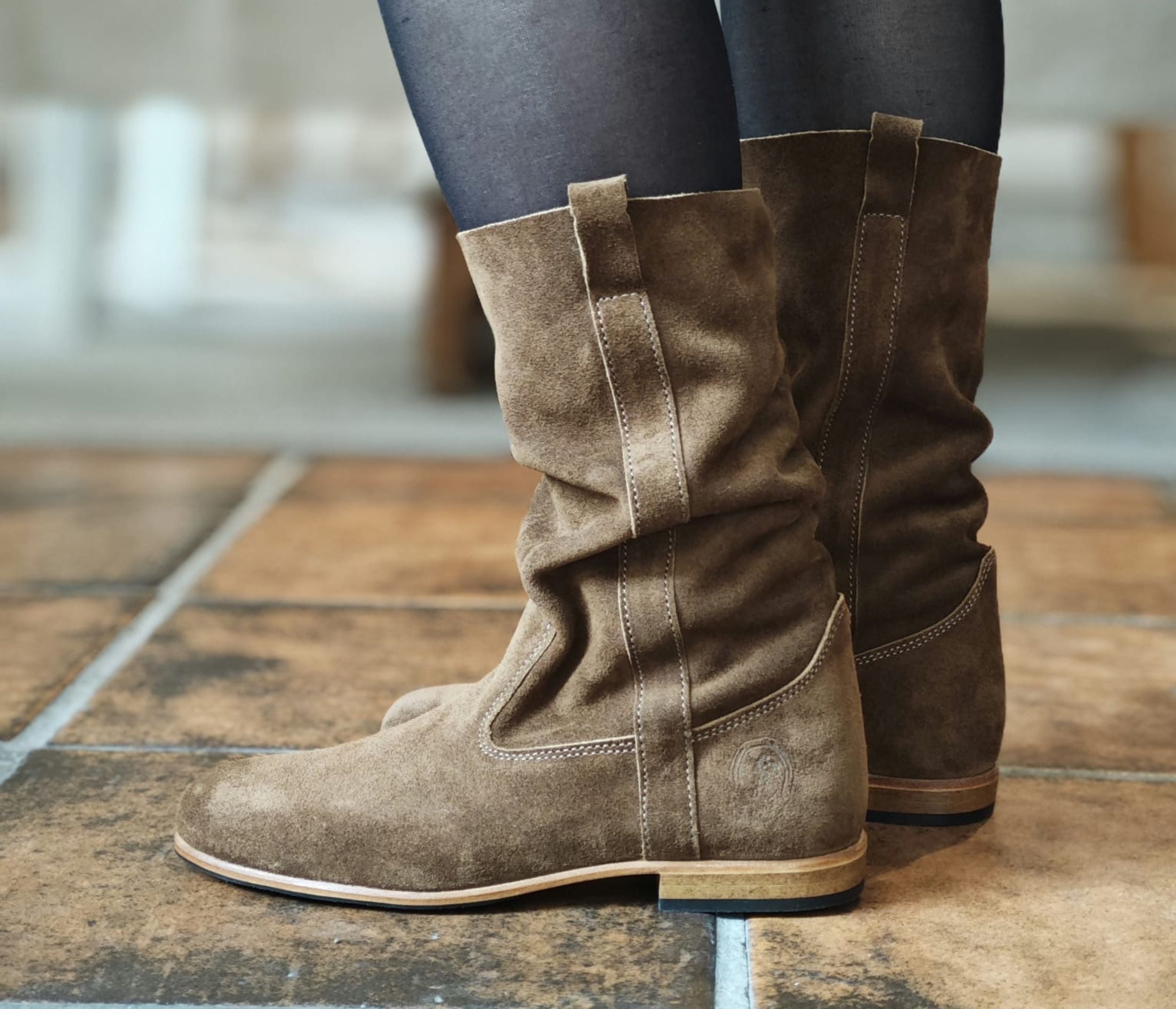 Ella Botte Femme Velours Taupe - Main Image