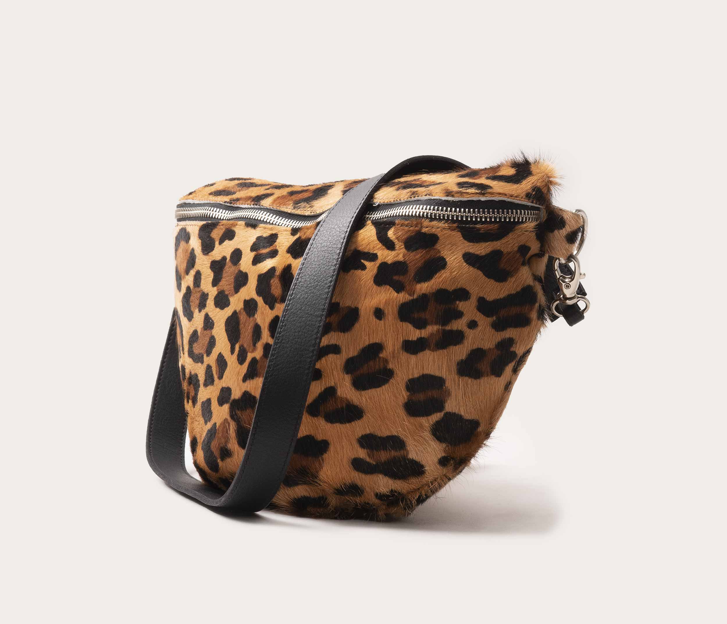 Banane sac cuir leopard cote, banane en cuir, sac banane en cuir leopard