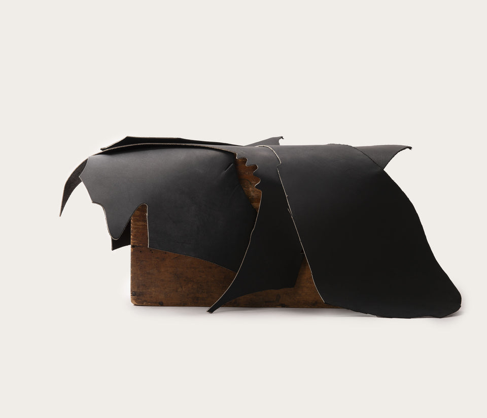 Chutes de cuir Noir