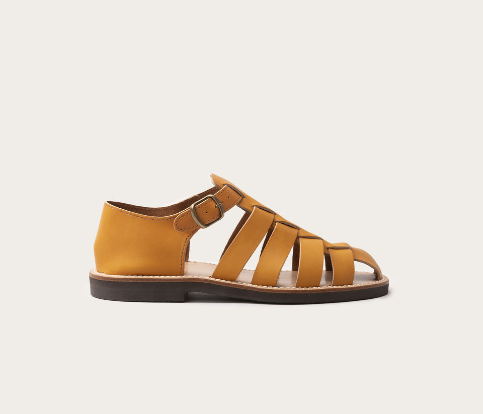 sandale en cuir style méduse, chaussure en cuir élégante style pêcheur, sandale homme en cuir, la botte gardiane modèle Géronimo, sandale homme en cuir français