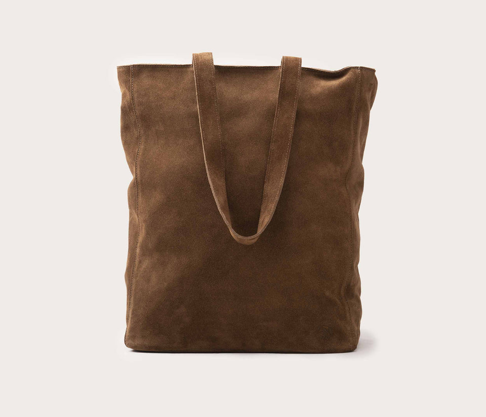 sac solène en cuir velours taupe, cuir velours, sac velours, sac en daim, sac en cuir velours daim taupe