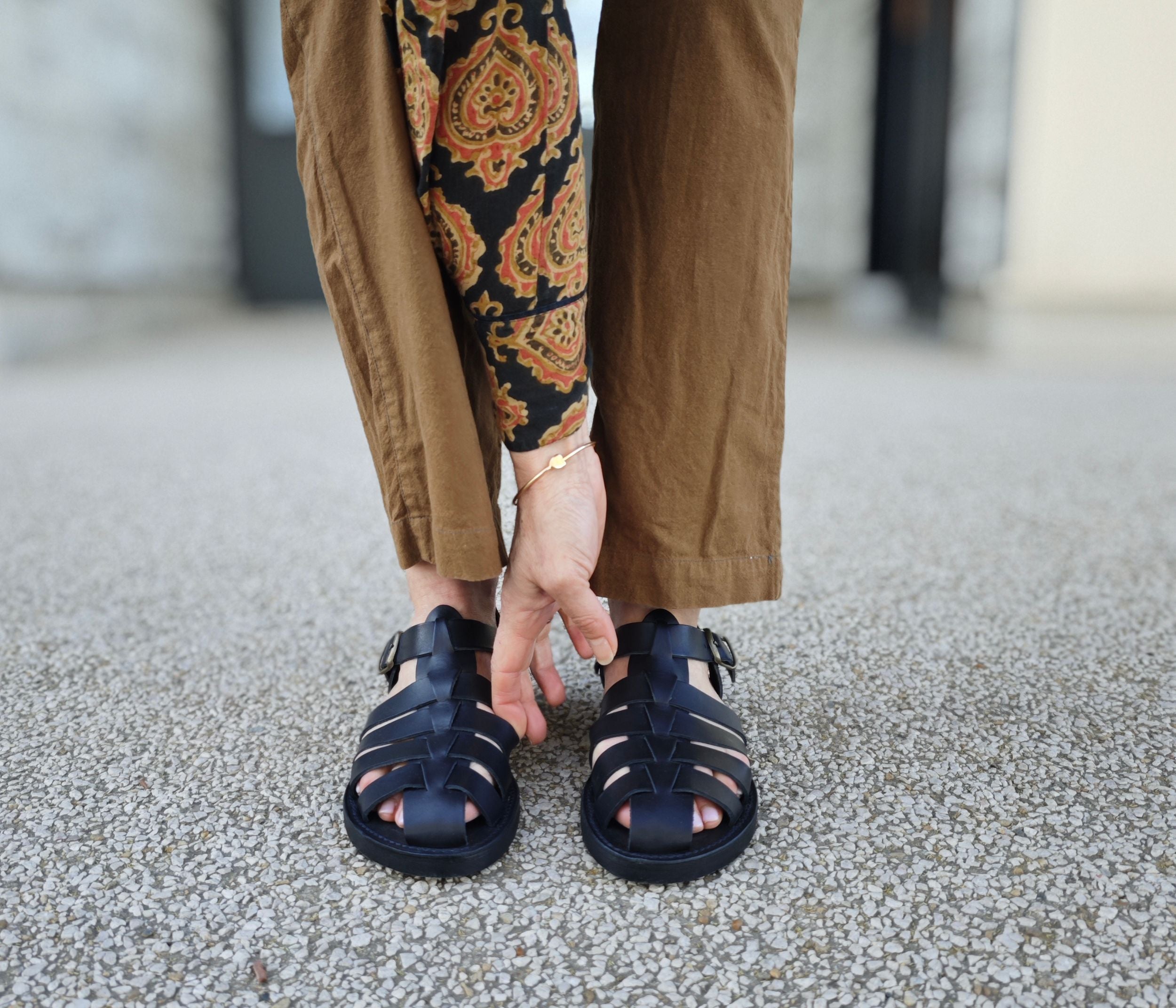Caroles Women's Full Ebony Sandal