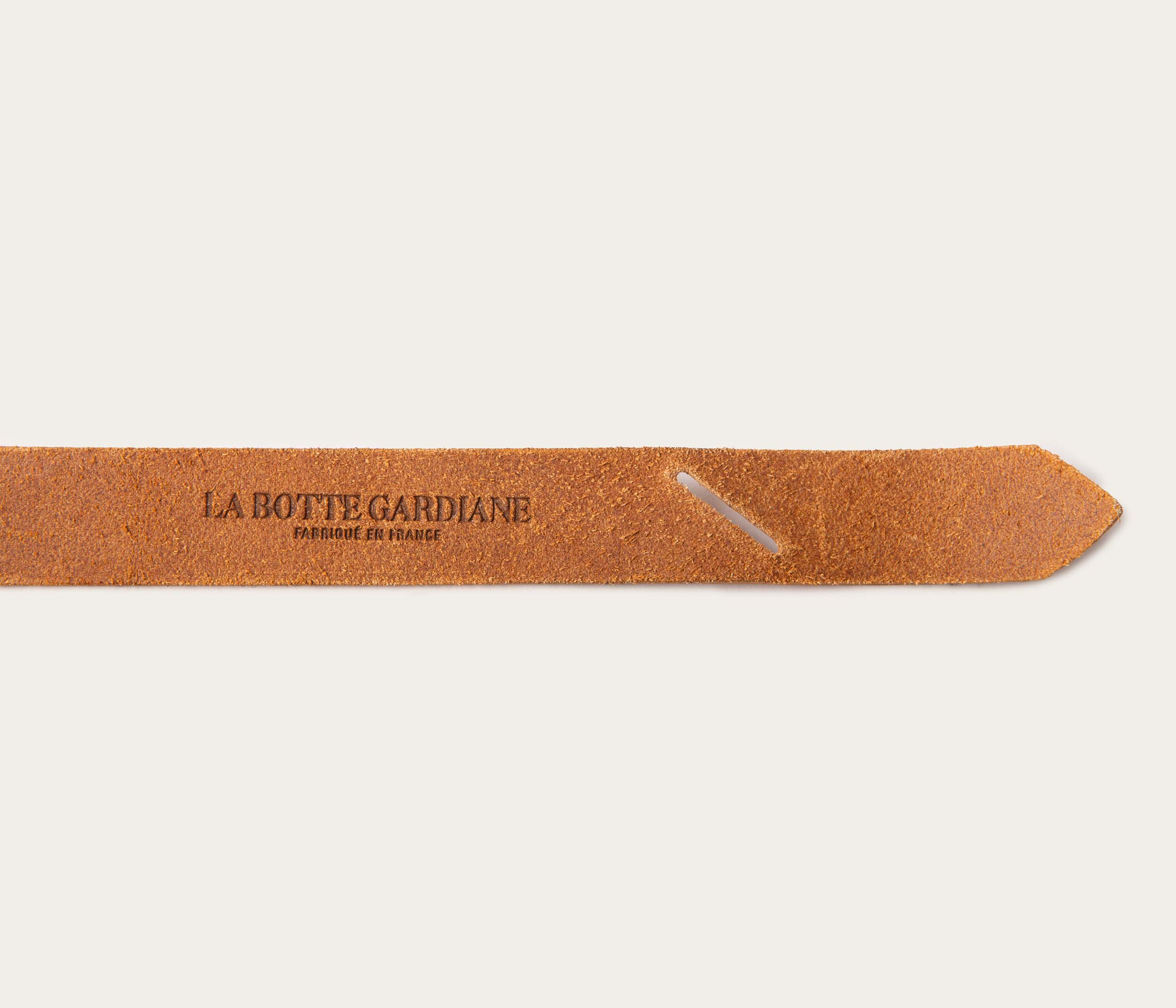 Natural leather knotted belt