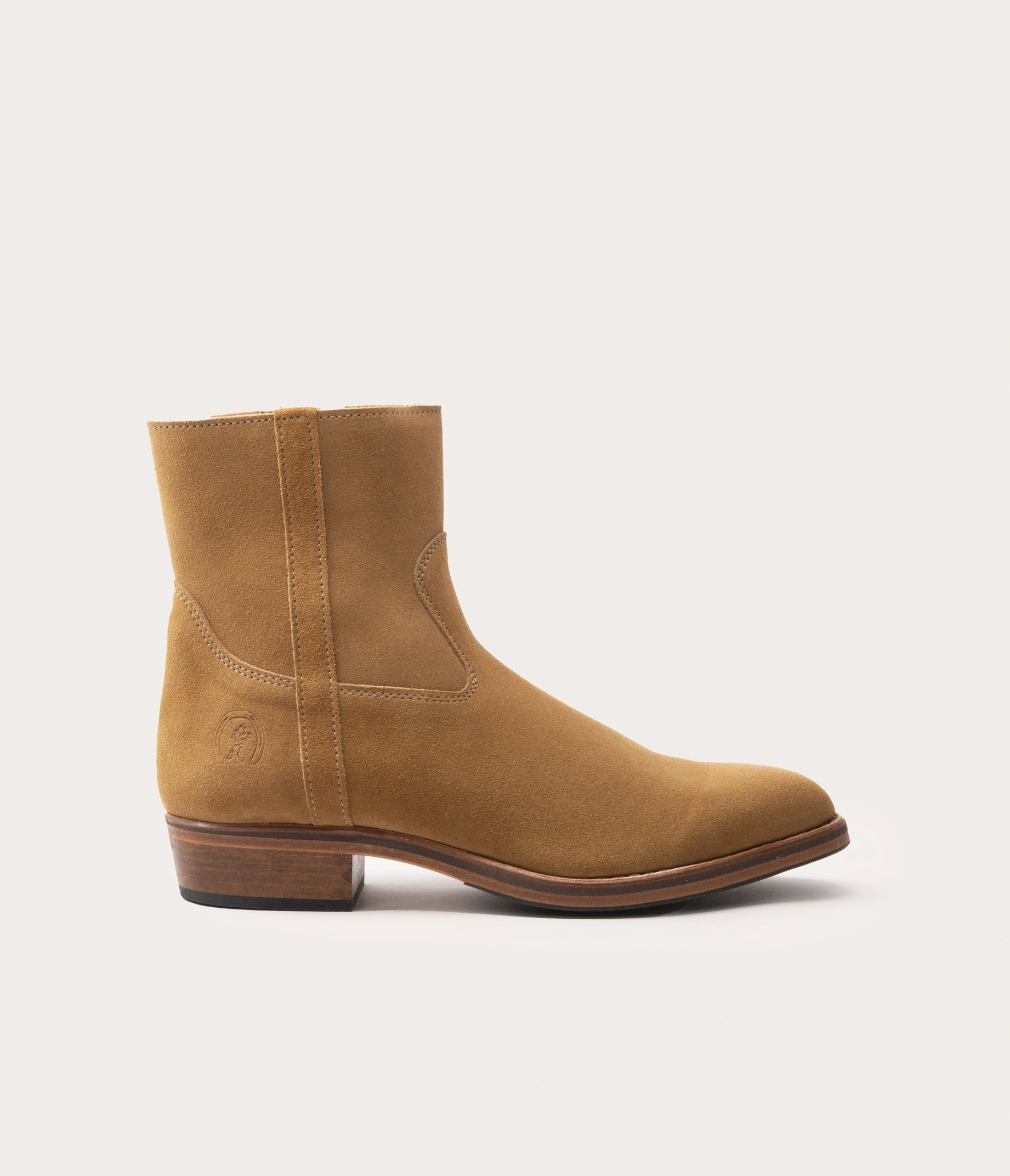 Bottines en velours homme - bottines la botte gardiane velours - velours havane  - boots camarguaise homme en velours - boots homme en velours - boots avec un zip homme - bottine zippées pour homme - bottine pour homme en cuir velours - bottine camarguaise - boots en cuir homme 