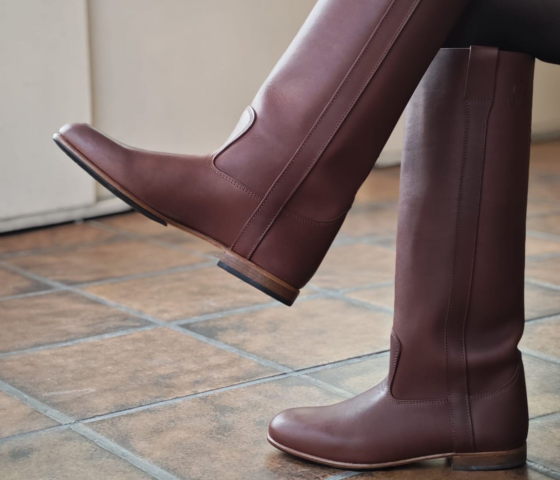 Sabot en cuir marron fourré en teddy SCHOLL Sabot en cuir marron fourré en teddy SCHOLL