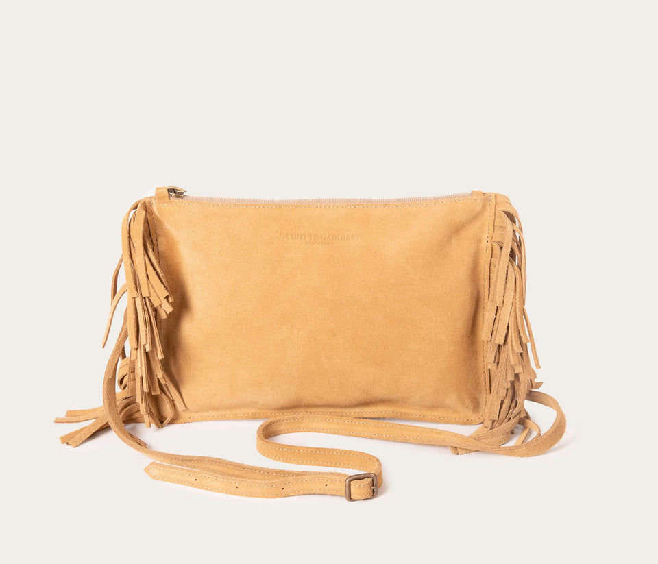 pochette à franges, pochette à bandoulière, sac à franges, sac à franges en cuir, pochette en cuir