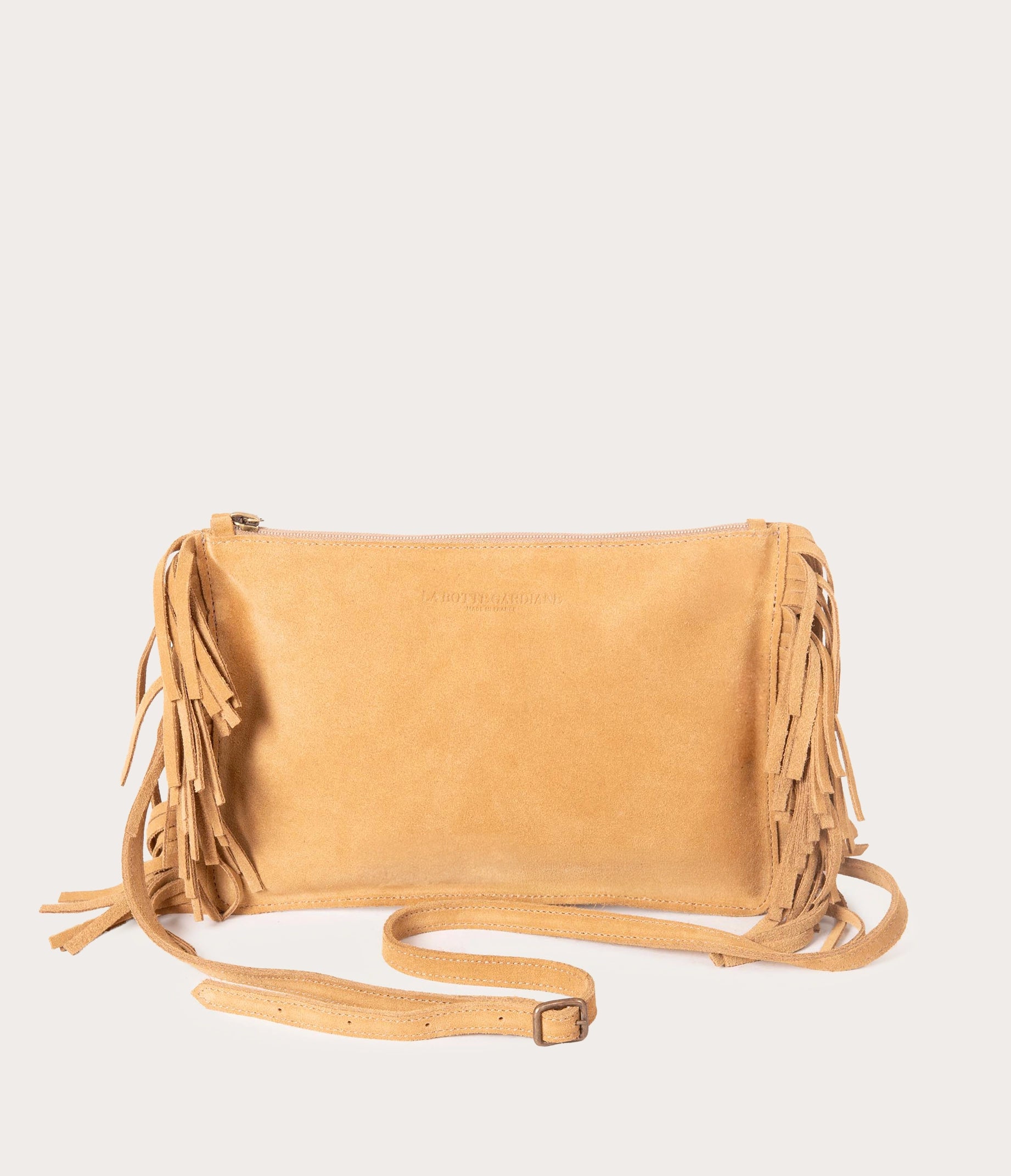 pochette à franges, pochette à bandoulière, sac à franges, sac à franges en cuir, pochette en cuir