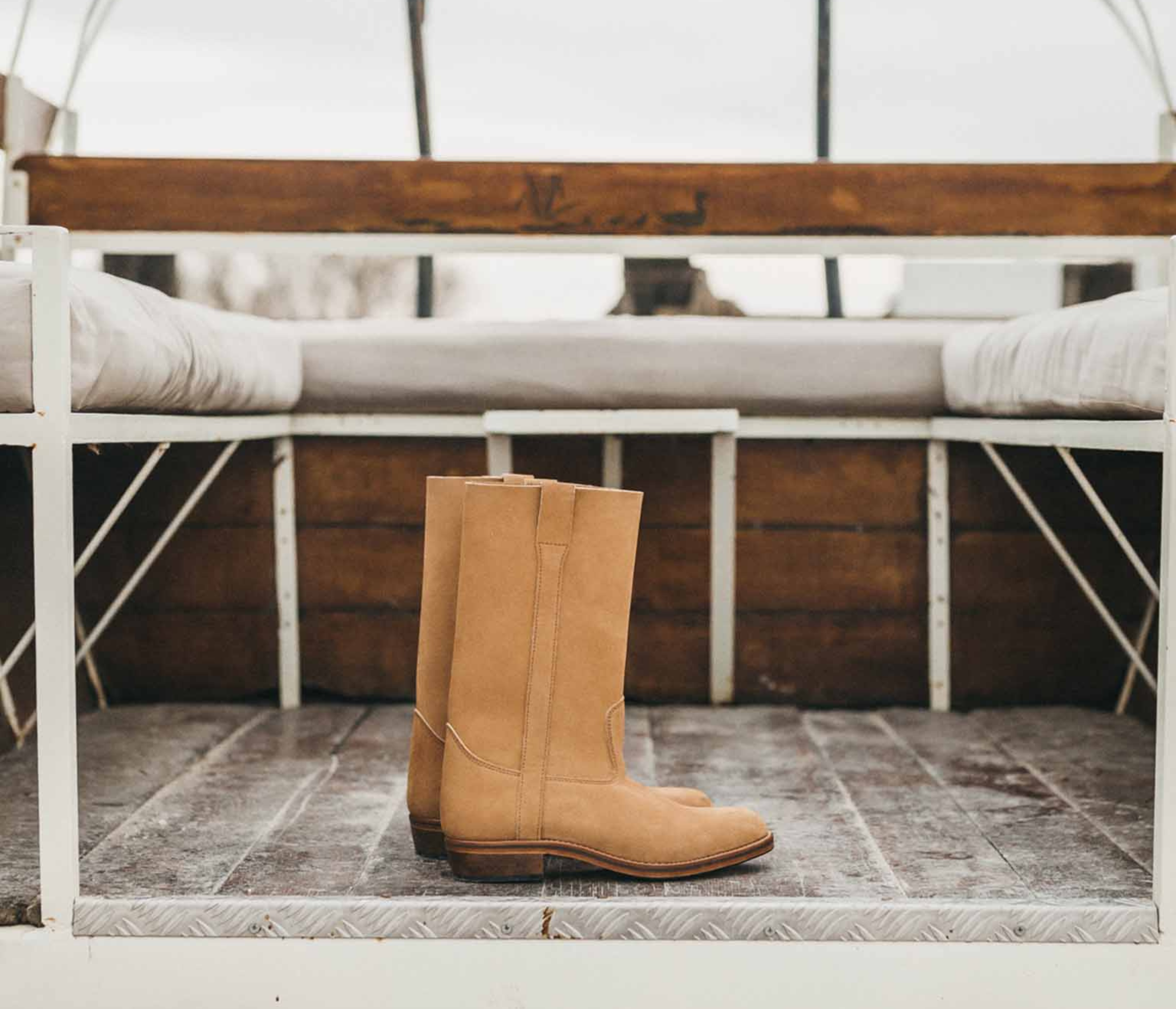 Botte camarguaise chair, botte camarguaise en cuir croute, botte camargue, botte de gardian, botte traditionnelle de gardian, botte de gardian en cuir, botte camarguaise en cuir croute, botte camarguaise homme, la botte gardiane modèle gardian, botte en cuir croute, bottes traditionnelles de Camargue, Camargue chaussures, label epv, Camargue