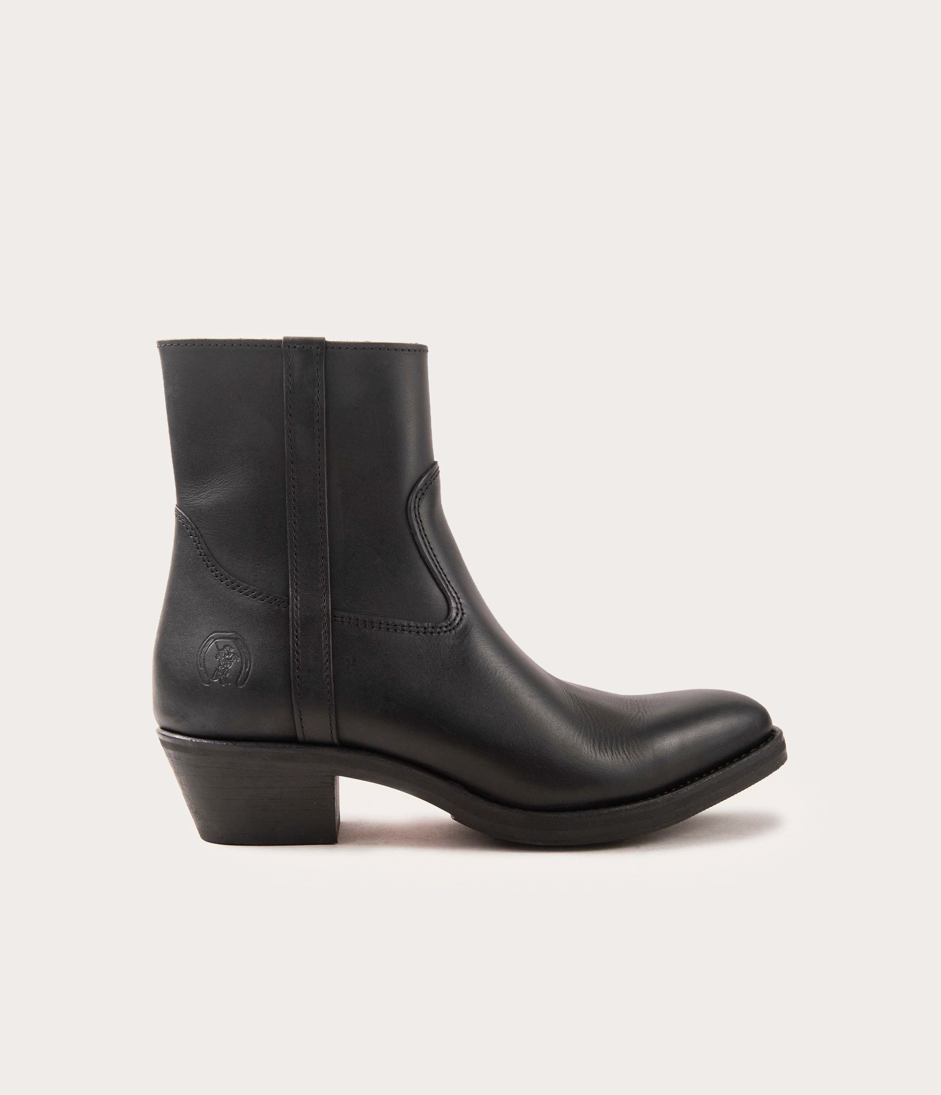 boots en cuir, boots noire, bottine en cuir, bottine zippée, bottine noire avec zip