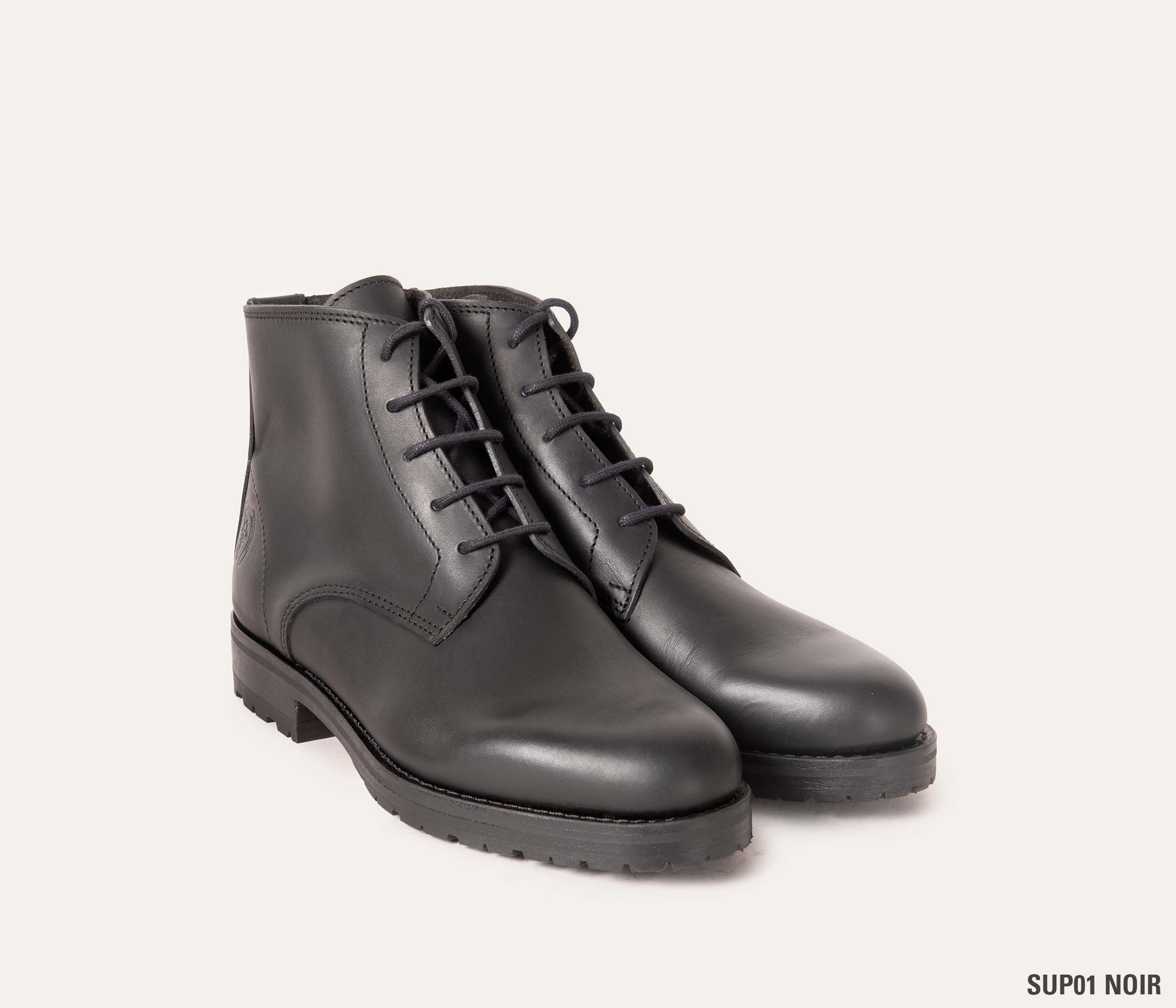 jules bottine à lacets en cuir avec patins crantes, bottine personnalisée artisanale noire