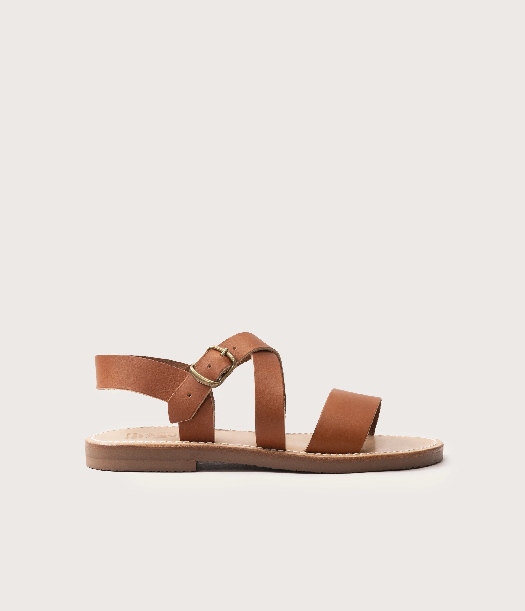 sandale femme fauve - sandale en cuir fauve - nu pied en cuir femme couleur fauve - la botte gardiane modèle Madonna - label EPV - atelier aigues vives - fabriqué en France - sandale femme avec brides réglables - semelle airlite chaussures - nu pied avec une semelle airlite - mal de dos chaussures