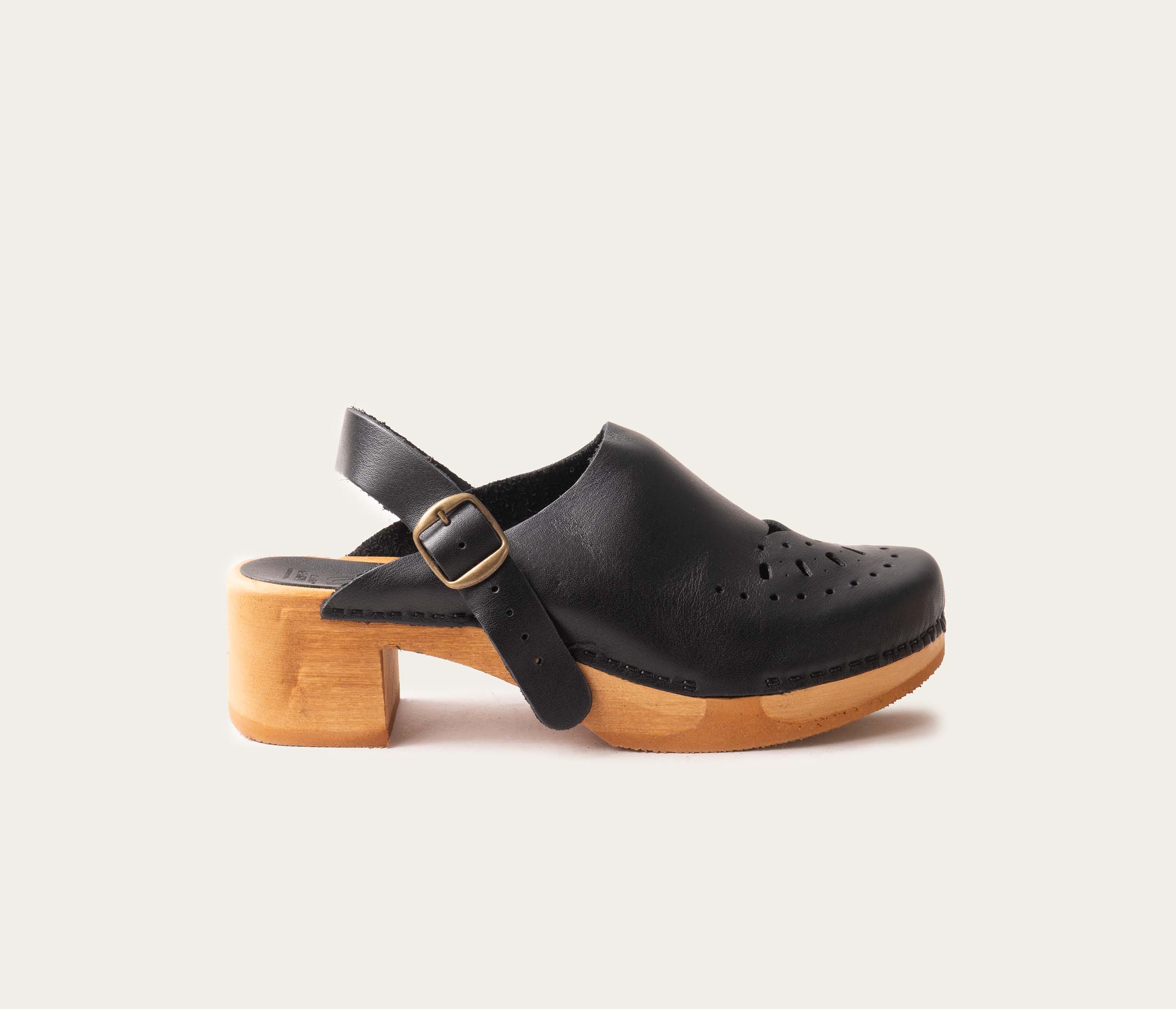 Black flexible perforated clogs