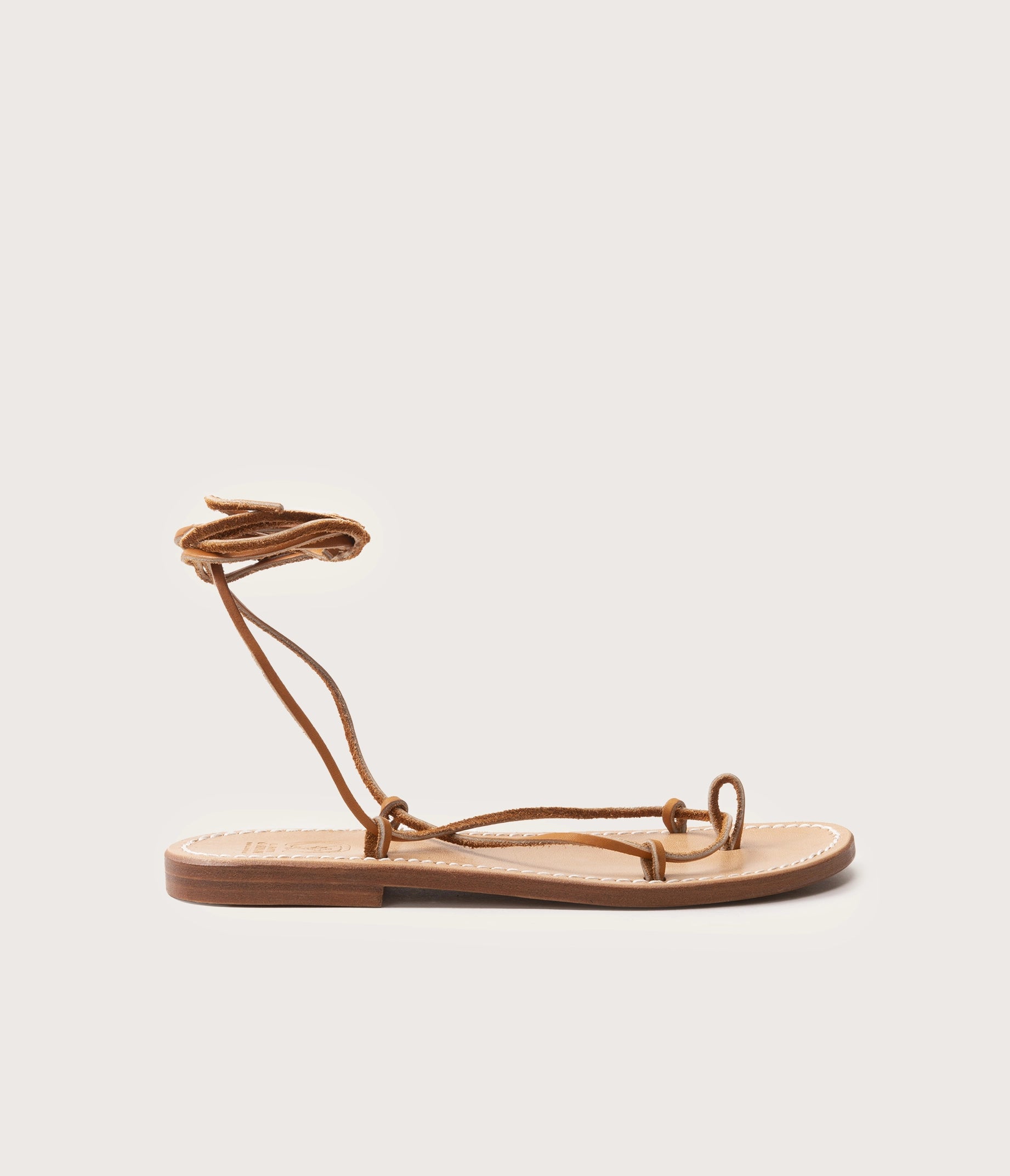 spartiate la botte gardiane, sandale spartiates, spatiate cuir, sparciate, tropezienne, sandale française, sandale cuir, sandales la botte gardiane, spartiates la botte gardiane, bikini sandal, sandale lacet cuir, sandale entredoigt, sandale cuir minimale, spartiate femme, spartiate chaussure femme, spartiate marseille, Qu'est-ce que ça veut dire spartiate ? 
