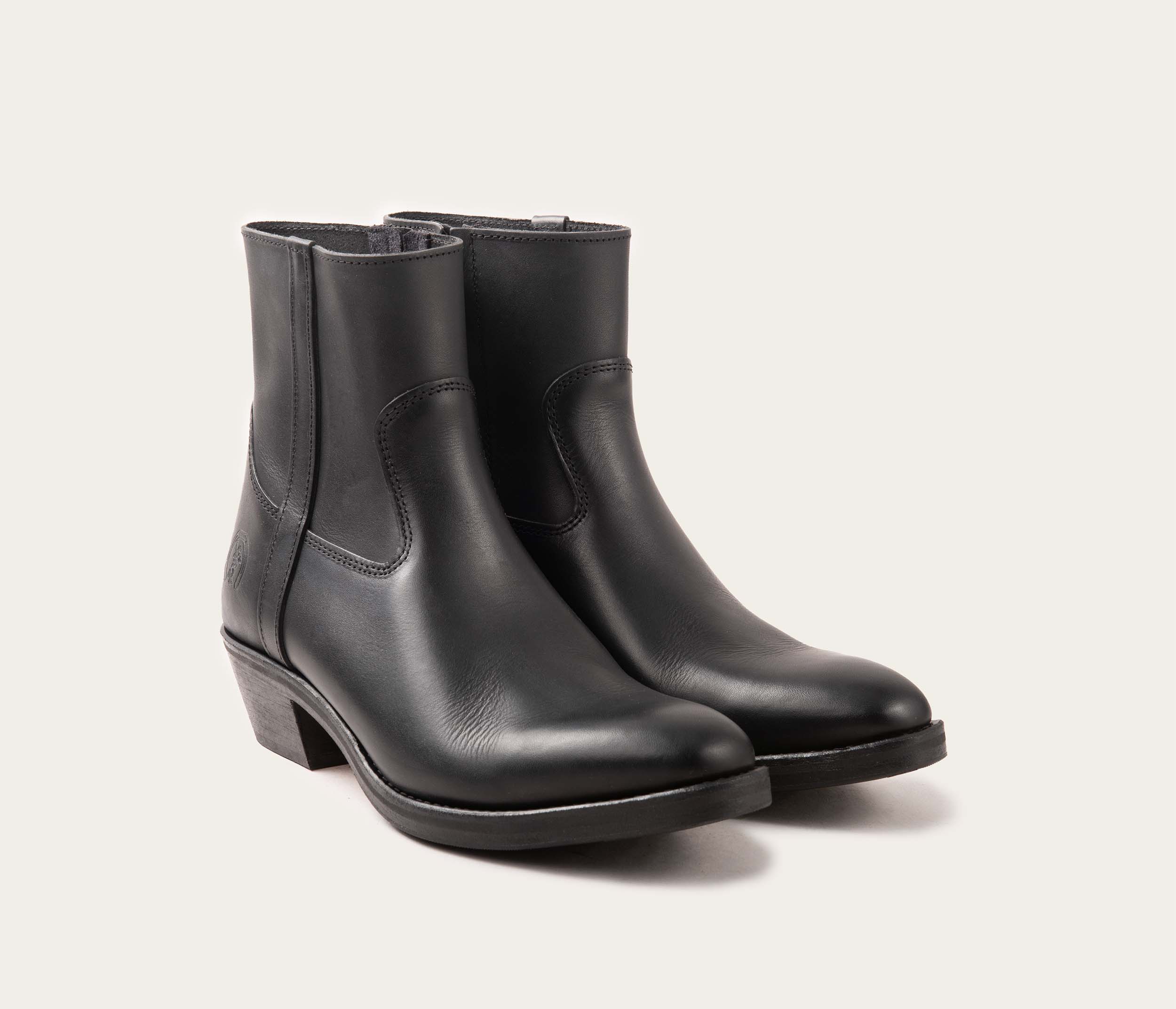 paire tiers gardiolo bottine mixte, paire bottine noir en cuir style santiag