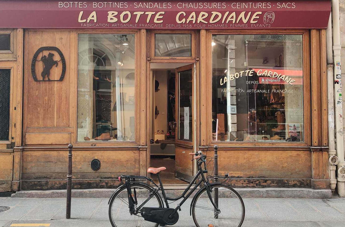 Boutique La Botte Gardiane, fabriquant français bottes camarguaises,  chaussure en cuir