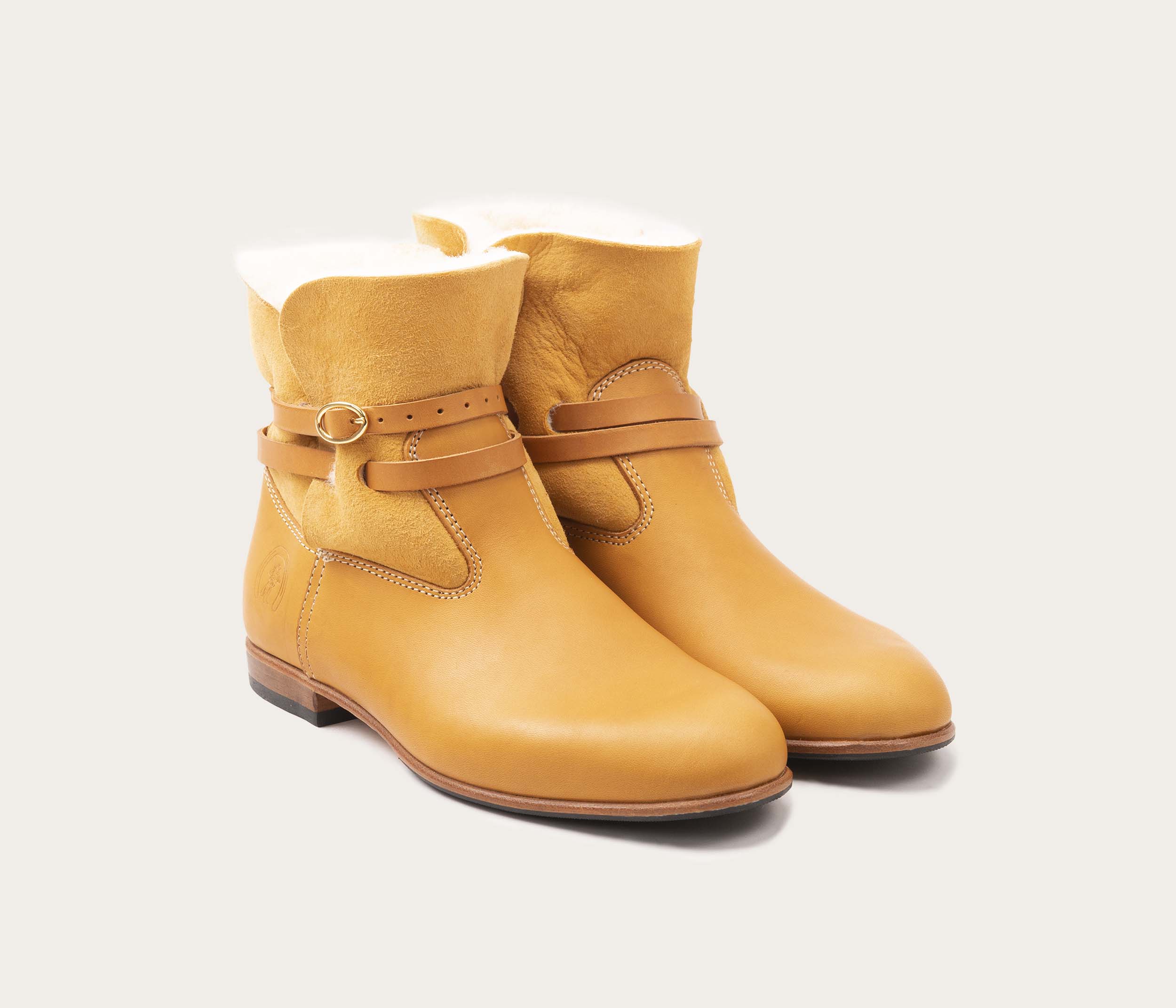 Chelby Natural &amp; Sheep - Affordable Price