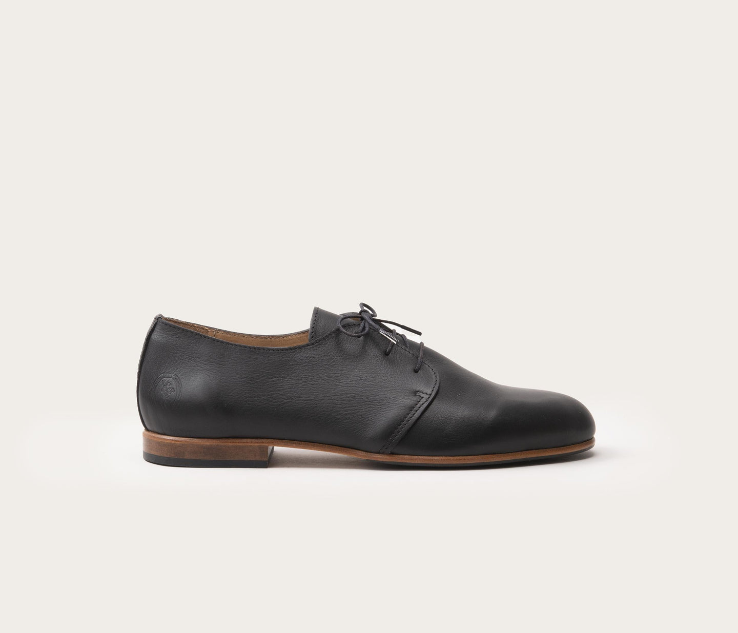 derby homme en cuir souple noir - chaussures de ville pour homme en cuir souple noir - derby en cuir noir homme - derby georges la botte gardiane - camargue chaussures - tradition - EPV - la botte gardiane chaussure de ville homme en cuir français 